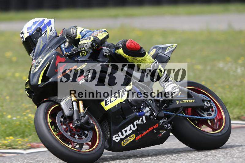 /37 28.07.2025 Dunlop Ride und Test Day ADR/Trackday Erfahren gelb Trackday schnell  rot/33